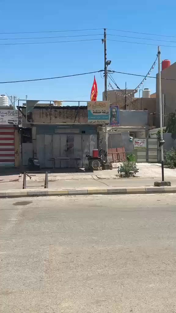 السلام عليكم
دار للبيع تجاري تجاري
 يعتبر قطعه يباع كامل او نصف 

مساحه 252متر واجه 12والنزال21

داموك الشارع المؤدي الى الحي الصناعي 

قرب عماره كاظم عبيد 

***********
