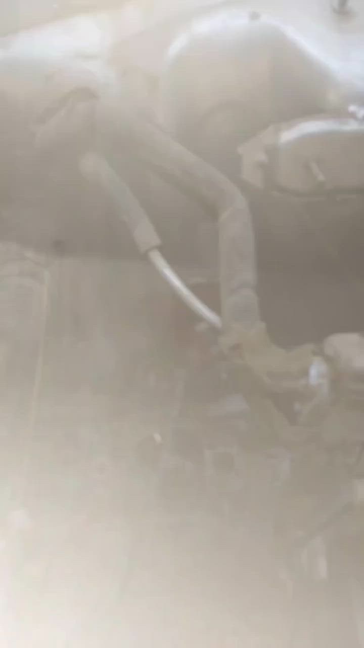 يالله السلام عليكم ورحمة الله
قل اعملو فسيرى الله عملكم ورسوله والمؤمنين جانب من  عمل
اليوم سيارة اخونا ابو عباس من اهالي السماوه..... 
فتح دشبول سياره نوع ابصم  واعادة تحويرها بلكامل. مع غلق الفتحات الي موجوده.خلف الدشبول   وتنضيف البدن الداخلي. من الاتربه 
وتغليفها ب العازل المضغوط لمنع الحراره وصوت المكينه 
مع ضبط الفابريتا ب الكامل. وتقسيم الهواء بصوره صحيحه 
مع غسل وتنضيف الفريز الداخلي من التكلسات والاتربه 
 وتنظيف منظومة التبريد بالكاملة
وشحن الغاز الاصلي... 100%
العنوان ناصريه سوق الشيوخ
تقاطع الوائلي قرب دائرةالكهرباء
 شارع الدجين مقابل دوشمة الزهراء
للاستفسار. اتصال.
وفي الحجامي 
 ***********
***********
 او على الخاص
