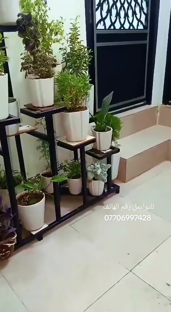 انتا بس أختار وأترك الباقي علينا
عمل حمايات شبابيك. وسياج حدائق وعمل قواعد تانكيات و ارفوف الورد المدرجة شغل نضيف ومرتب وأحد على وأحد واسعار مناسبه للتواصل رقم الهاتف *********** بس خبر ونجيك لباب بيتك جاهزين لاي شغل يخص الحدادة و مناور  سقاييف واي شي تحتاج نجيك لباب بيتك
