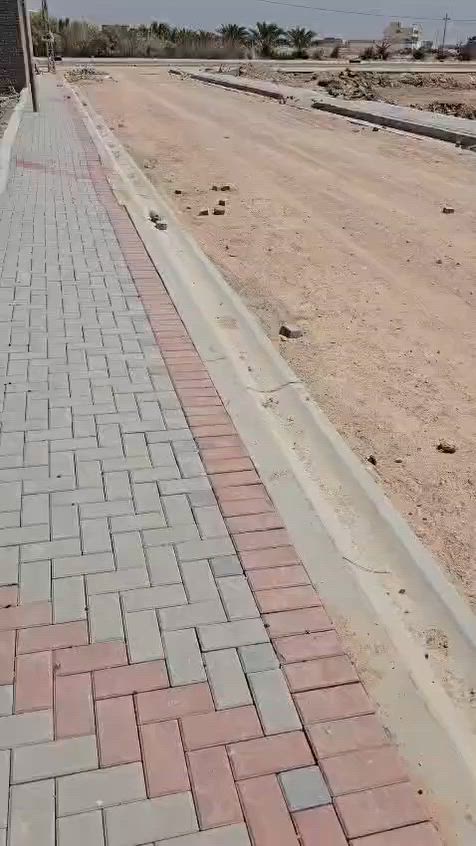 السلام عليكم قطعتين زراعي  للبيع  طبك ثاني فرع عن دفاع المدني ثاني قطعه عن الركن مساحت القطعه 300ثنين 600 والسعر مناسب كافت الخدمات واصله كهرباء مجاري ماي قريبه عل دوائر الحكوميه  السماوه الهلال  
***********
