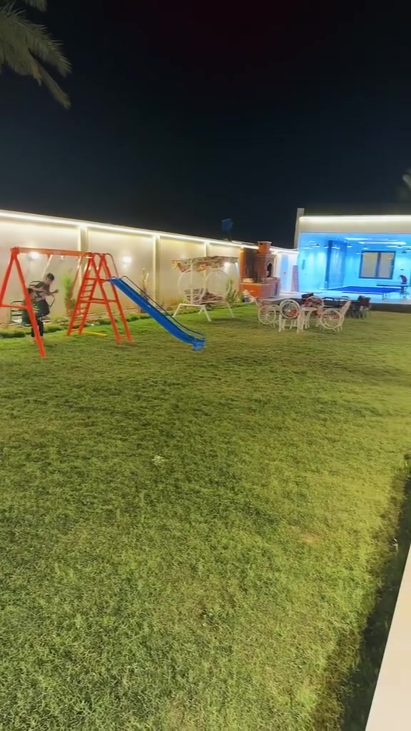 🏕️ مزرعة تالا للايجار اليومي 🏕️
✨ بأسعار مناسبة جداً! ✨
📍 العنوان:
 الدورة - البوعيثة
🏡 المميزات:
 🏊‍♂️ مسبح داخلي وخارجي ذو خصوصية تامة للعوائل.
 🛋️ استقبال كبير وغرفتين نوم.
 🎯 ألعاب كبار وصغار.
 🌳 حديقة بمساحة خضراء.
🔒 مزرعة موثقة ومضمونة
📞 للاستفسار: ***********
