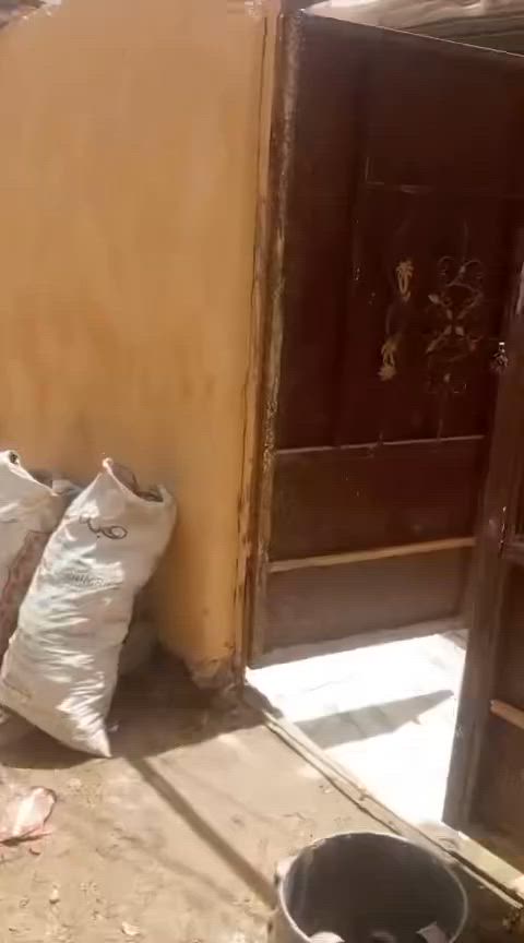 بيت البيع مساحه اقل ١٠٠ متر رشاد قرب مدرسه الفضائل إيجاره ٢٠٠   سعره مناسب٢٢ وبيه مجال


**إذا كنت صاحب هذا الإعلان وتريد حذفه لأي سبب، رجاءا أرسل رسالة إلى الدعم الفني**