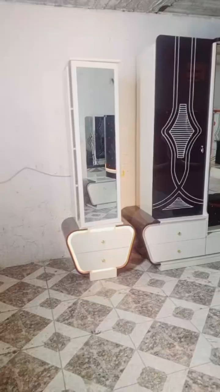 *********** غرفت نوم لبيع السعر خاص هاذه رقم الهاتف 9قطع
