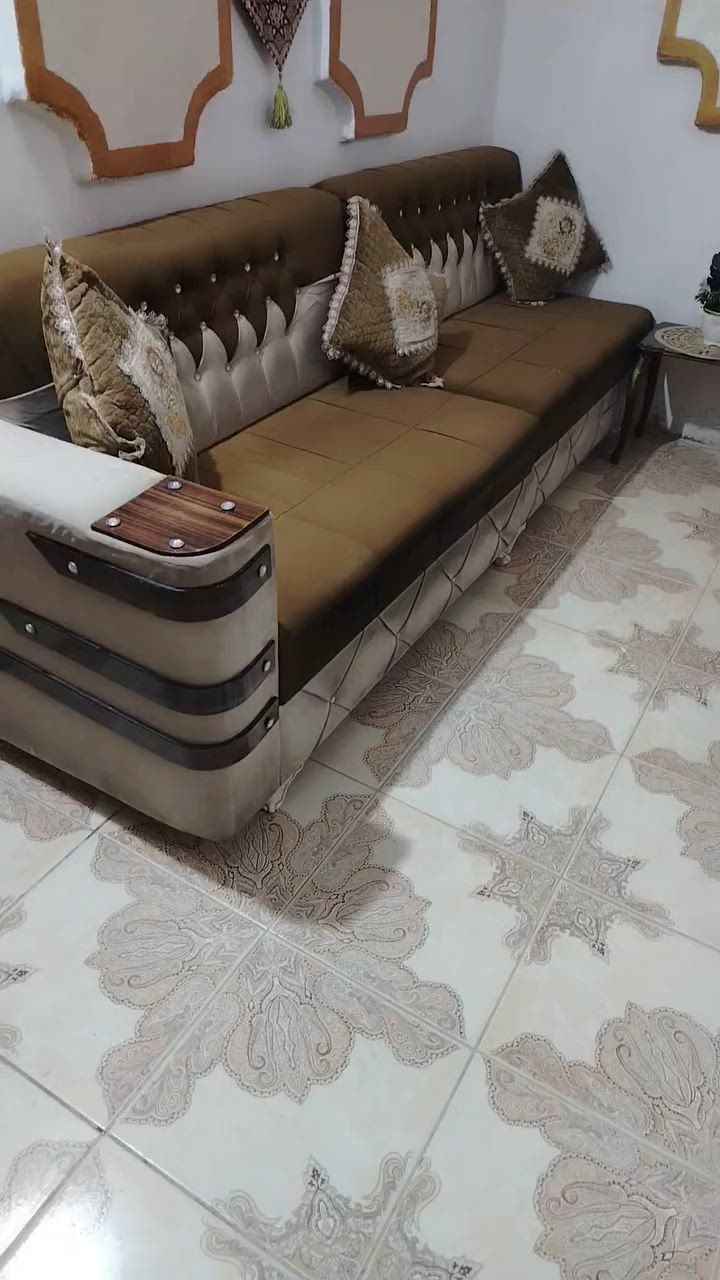 تخم للبيع سعره ٢٥٠
مكان حي الاكرمين شارع ٨٠


**إذا كنت صاحب هذا الإعلان وتريد حذفه لأي سبب، رجاءا أرسل رسالة إلى الدعم الفني**