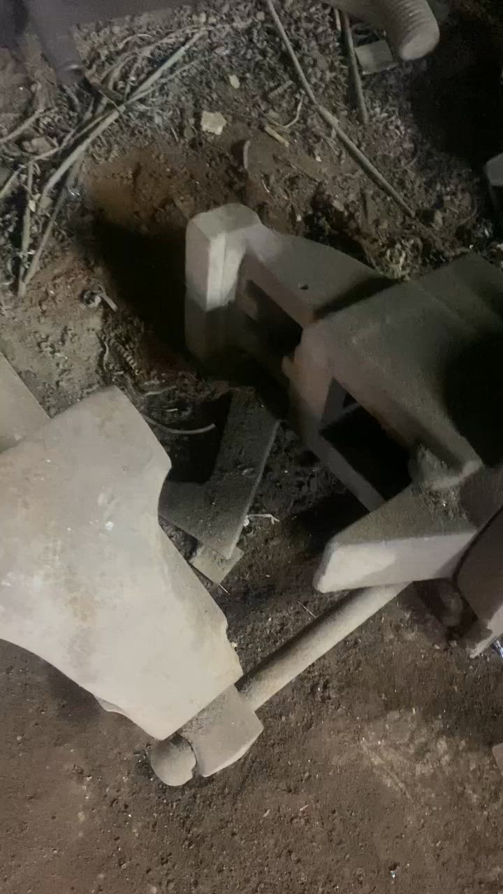منكنه حجم الجبير السعر 350 الف مكان بغداد ***********
