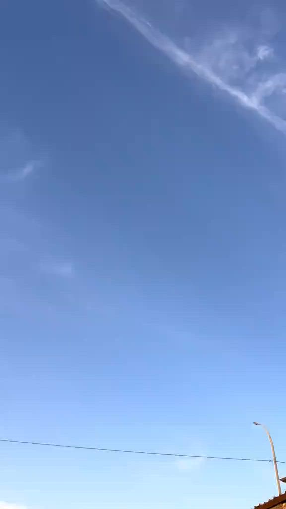 السلام عليكم كوستر للبيع مديل 2005 سياره مكينه وكير وتبريد ما شاء الله حداديه حلوه تخم تاير سله سيبايه درج منضومه غاز 80 لتر دواخل سياره حلوه اكسل بي ونه سعر السياره 175 وبيها مجال مكفوله من كص وضربه مصبوغه حزام من جوه الجام جماليه مكاني بصره ***********
