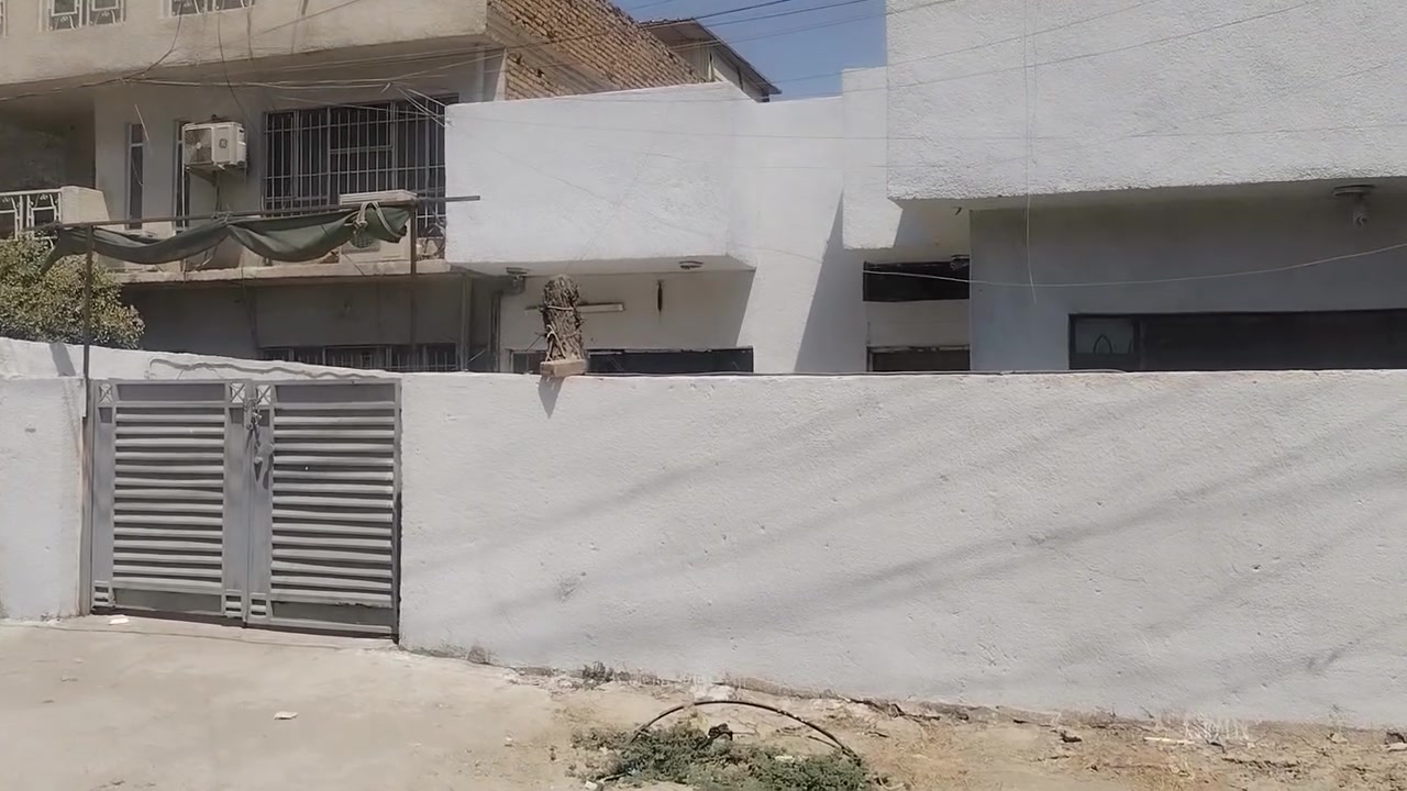 للايجار بيت كلاسك يحتوي على 2 نوم صاله مطبخ كراج حديقه قرب الخط السريع خلف مسبح الرافدين   ا***********
