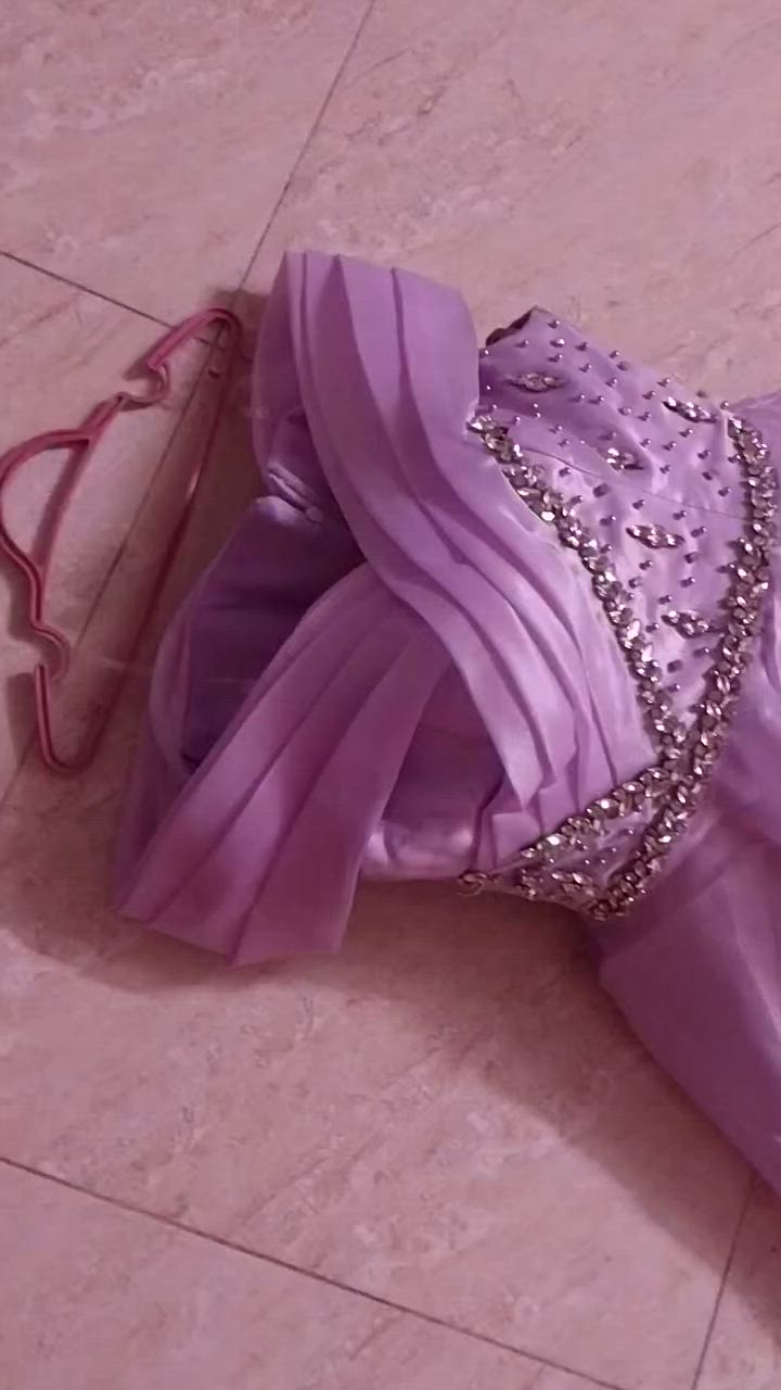 فستان يجنن مالبسته سبب حاله وفاه اخذته ب ٨٥ قيمنه واخذنه منفوش يرهم عقد مكاني بغداد


**إذا كنت صاحب هذا الإعلان وتريد حذفه لأي سبب، رجاءا أرسل رسالة إلى الدعم الفني**