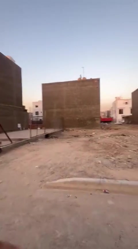 سلام وعليكم
قطعه أرض للبيع _ الدوره حي دجله

بدايه منطقه حي دجله مربع اول

مساحه _ 100 م      واجهه 6وربع.      ونزال 16

سعر مناسب _ 84 مليون وبيهه مجال نشالله بسيط

تنازل شركه + قرار محكمه يتحول بسمك مباشر

*********** متوفر واتس
