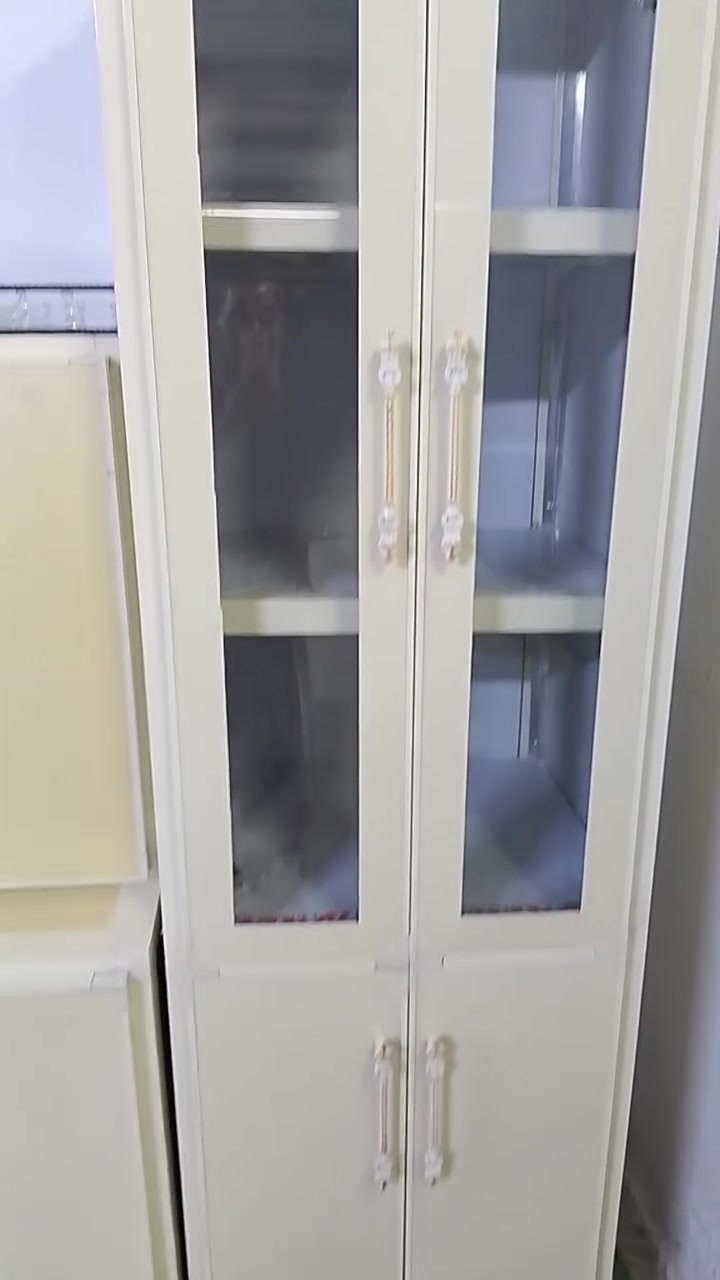 كاونتر نظيف كل عيب مابي للبيع مع ملحق وسنك نظافه ٨٠بالميه (350 ) ألف وبيه مجال قليل متواجد على نت او اتصال ع رقم مال بيت ‏‪***********‬‏
عنوان حي الاسره والمفقودين قرب موقف كوسترات
كاونتر نظيف كل عيب مابي للبيع مع ملحق وسنك نظافه ٨٠بالميه (350 ) ألف وبيه مجال قليل متواجد على نت او اتصال ع رقم مال بيت ‏‪***********‬‏
