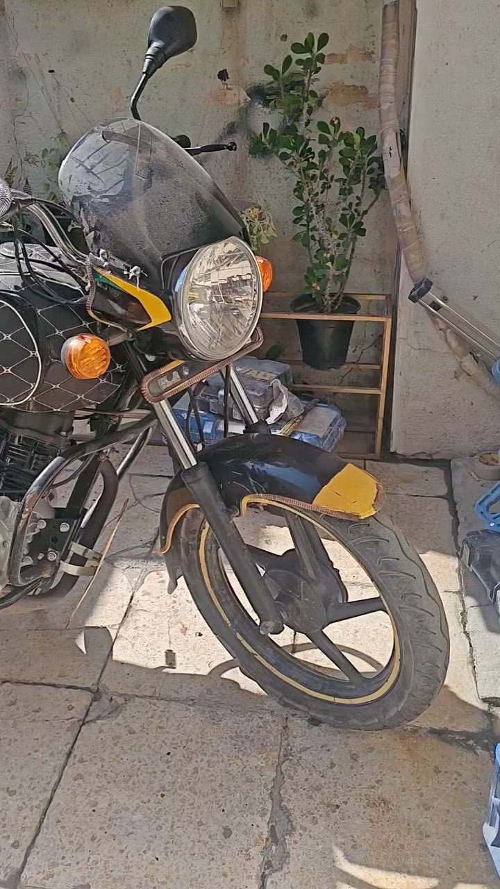 بوكسر كلاسك ٢٠٢٣ اوراق كامله جاهزه للترقيم دراجه نضيفه سعر  مليون و٣٠٠  بيه مجال للشراي
 ***********  محمول أو واتس إب وشكرا

