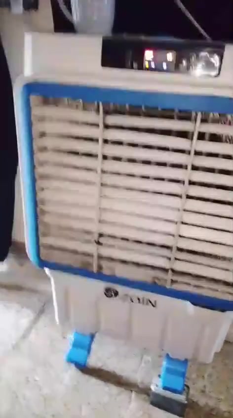 السلام عليكم مبرده جديده مستعملا قليل جدن 3سرعات كلش نضيفه ومبينه بل صور تجي وتشوف رايدهه 100العنوان مدينه الصدر الاستفسار ***********
