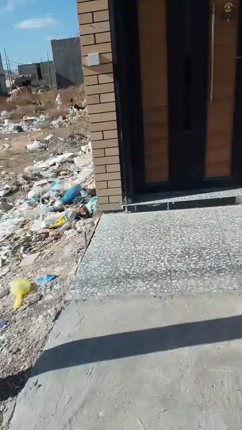 السلام عليكم
شقة مساحة ١٠٠ متر مربع للايجار (بدون دلالية) بناء ٢٠٢٥ الغزالية / مدخل البكرية مقابل مجمع الرقابة المالية تحتوي على غرفتين وصالة ومطبخ  وصحيات مكان وقوف سيارات قريبة جدا على النقل العام علما البناية تحتوي على شقتين فقط الايجار الشهري ٥٠٠ الف للإستفسار ***********
