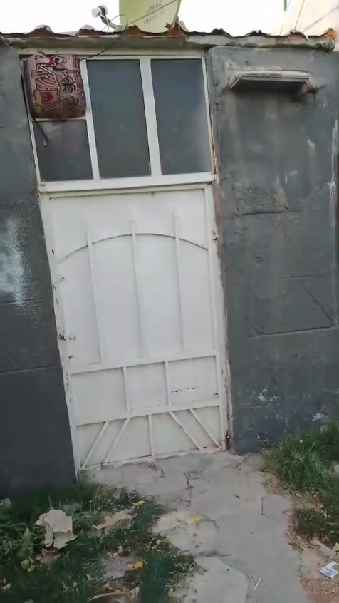 بيت بلزعفرانيه تجاوز نضيف جديد بشارع المسبح مقابيل الحسينيه غرفه واستقبال ومطبخ وترك السعر  16وبي مجال للتواصل ***********
