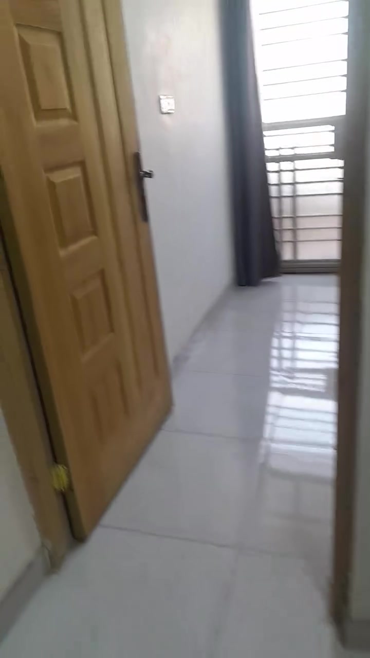 السلام عليكم
بيت للبيع بغداد حي اور علوة زويني 
مساحة ٩٠ واقع حال 
السعر ١٣٠ 
للاستفسار *********** بي واتساب
