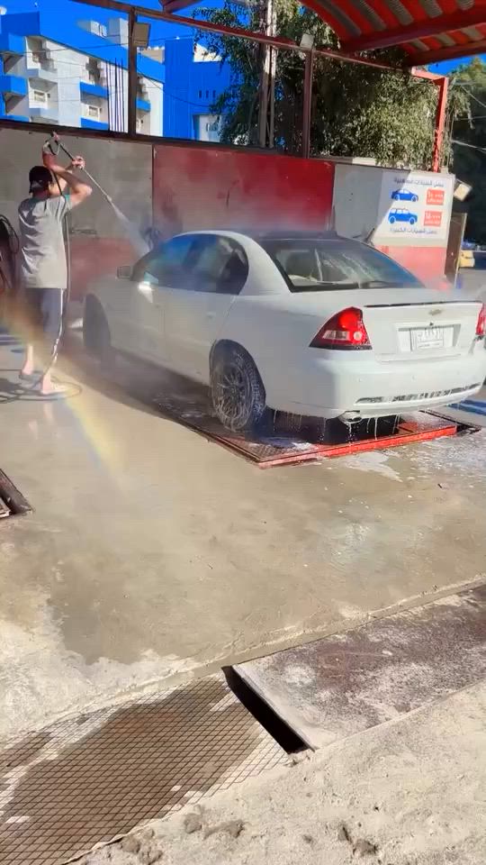 شوفليت لومينا ٢٠٠٥ بدون حتدث السياره خير من الله كاشي شغال كير ومحرك VVT ياباني السعر ٥٢ وبيها مجال بصيط نقصها فقط راديتر تبريد والباقي كلشي شغال وخير من الله 
*********** بغداد
