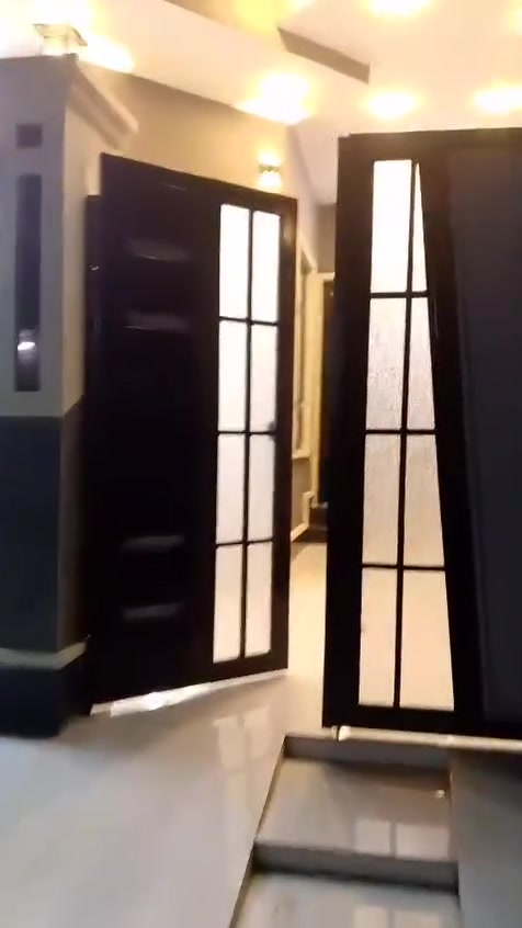🏡 بيت للبيع – فرصة مميزة بناء حديث فول مواصفات 
📍 الموقع: جمعية الحدباء/ قريباً على جامع البيت العتيق 
📐 المساحة: 125 مترا  وجه 6 اوربع يحتوي على استقبال+مطبخ+هوال+غرفة نوم 
🌳 موقع مميز قريب على سايدن كركوك 
💰 السعر خاص حسب طالب 
للاستفسار الاتصال ***********
‏‪***********‬‏
@إشارة
