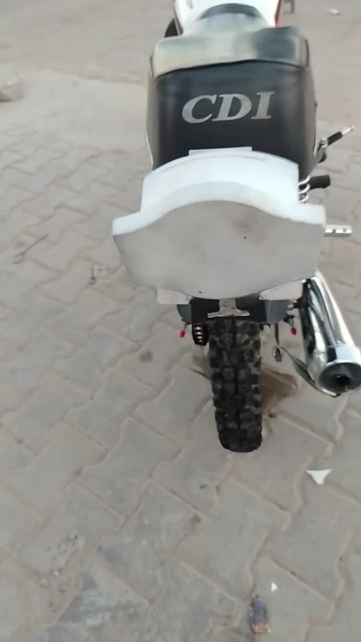 زدراجة شاصي ايراني شلامجة مكينة سيجي نامة جديدة تعمير 26 سعرهة 750 وبيها مجال مو شراي لصل افشلك هاذا رقمي ***********
