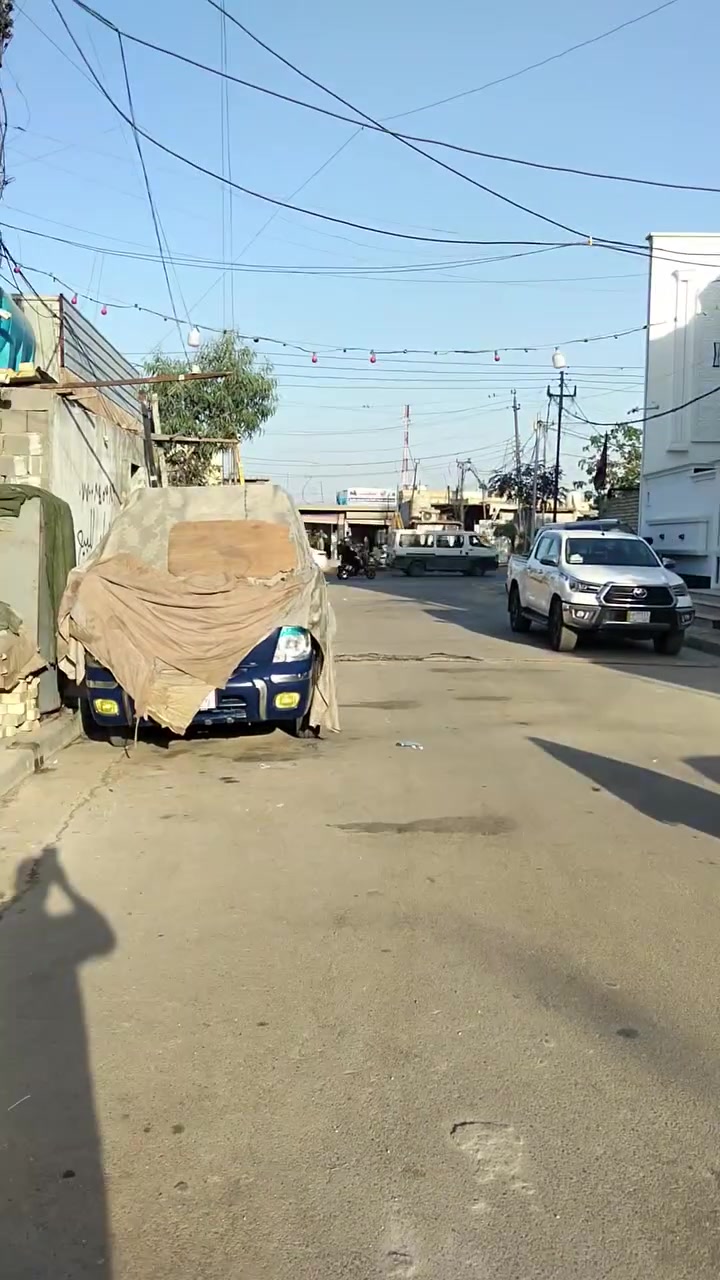 دار للبيع المساحة 40متر بناء جديد طابقين مسلح العنوان حي اور الشيشان شارع أنشائية حيدر المطيري 

***********

