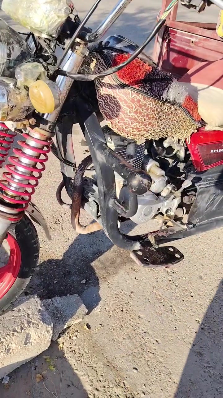 السلام عليكم هاي طرطوره ام الطير السعر مليون و200 وبيها مجال رقم ***********
