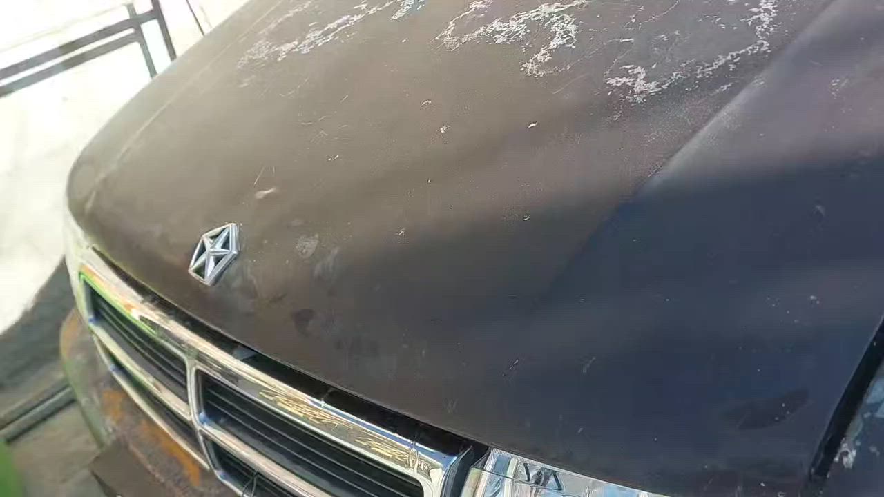 السلام عليكم. محرك وكير وعقل وظفيرة شرط الشغل محرك3300 لسيارات كلايز موديل 91_95 مع أجزاء السيارة كامة تفصيخ جديد  كما يوجد توصيل لجميع محافظات العراق وتساب او اتصال ***********
