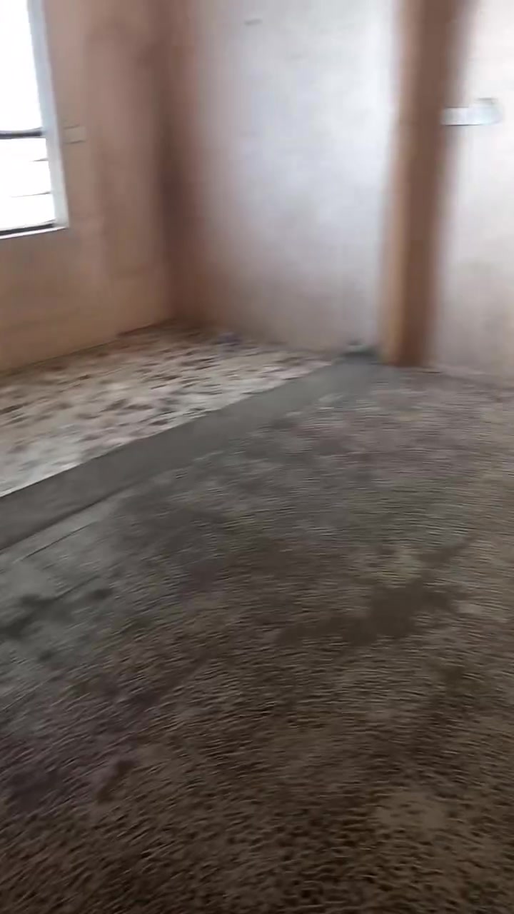 السلام عليكم شقه ايجار بلحبيبيه يم مكتبه الجوهره قريبه على شركه اسيا سيل طابق ثاني بيها غرفه واستقبال وحمام وتواليت ومطبخ إيجارها ب300 الا25)  والاتصال على هذا الرقم***********
