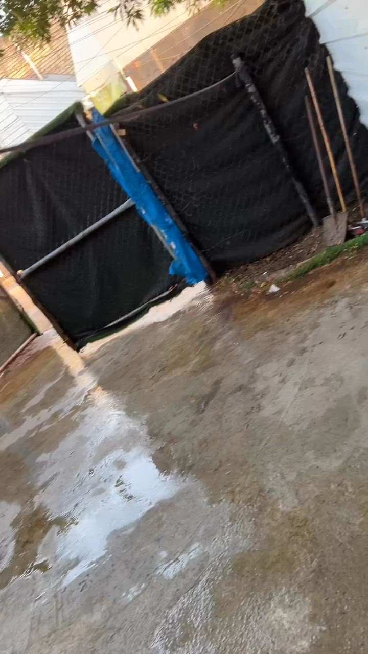 السلام عليكم مشتمل ارضي للايجار العطيفيه خلف جامع المعز غرفتين + صاله + مطبخ صحيات + كراج حديقه الايجار 550 اتصال ع***********
