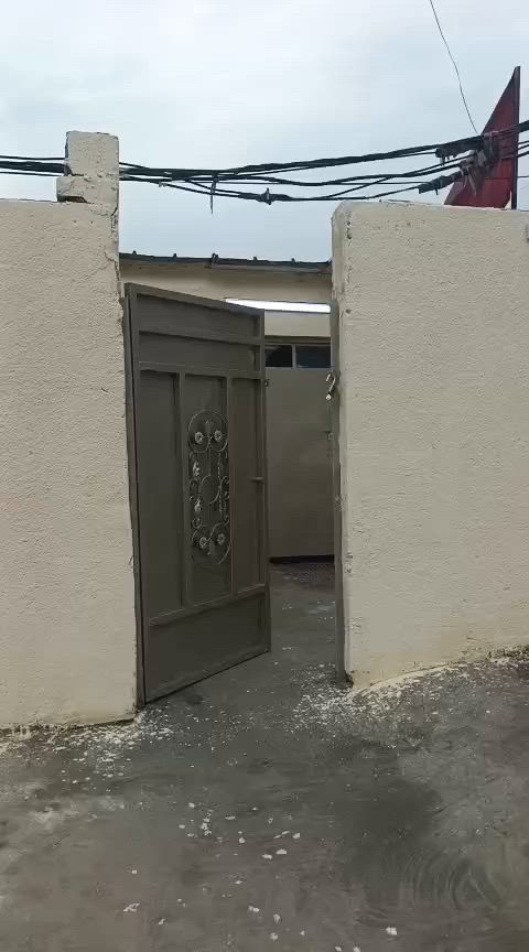 بيت للبيع كامل 
السعر 19 مليون 
***********

