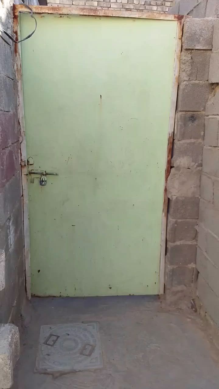 السلام عليكم بيت للاجار خلفي بدون دلالية موضح بالفديو بالشعب حي البساتين شارع التكاتك نهايته ..90متر غرفه وصاله كبيرة ومطبخ معزول وصحيات ب200 الف اجارة بدون وعود كاذبة رجاءآ


**إذا كنت صاحب هذا الإعلان وتريد حذفه لأي سبب، رجاءا أرسل رسالة إلى الدعم الفني**