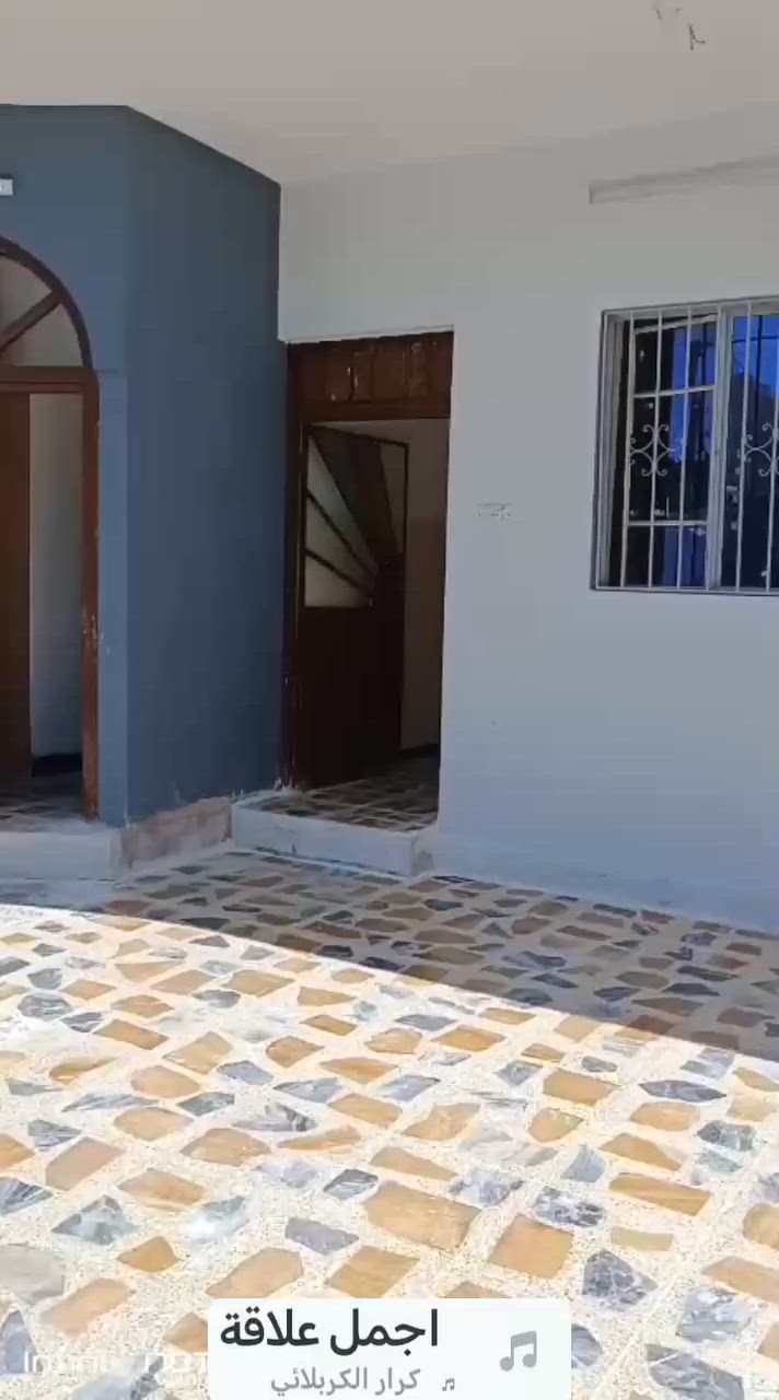 السلام عليكم الدار معروض للبيع في الرشيديه قطاع الخامس قرب جامع الورشان المساحه 200متر استفسار عن الرقم *********** وتساب
