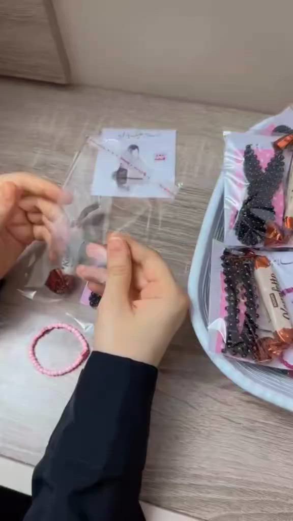 🌸 توزيعات السيدة رقية (ع) 🌸
كارت + جكليت + سوار بتغليف أنيق ولمسة مميزة تليق بالمناسبة المباركة 🤍
مناسبة للمجالس الحسينية، النذور، وذكرى استشهاد السيدة رقية (ع).
للحجز والاستفسار راسلونا على الخاص 📩
#توزيعات_السيدة_رقية #السيدة_رقية #محرم #مجالس_حسينية #توزيعات_دينية #هدايا_دينية #كارت_وجكليت_وسوار #توزيعات_محرم #تصاميم_دينية #العراق


**إذا كنت صاحب هذا الإعلان وتريد حذفه لأي سبب، رجاءا أرسل رسالة إلى الدعم الفني**