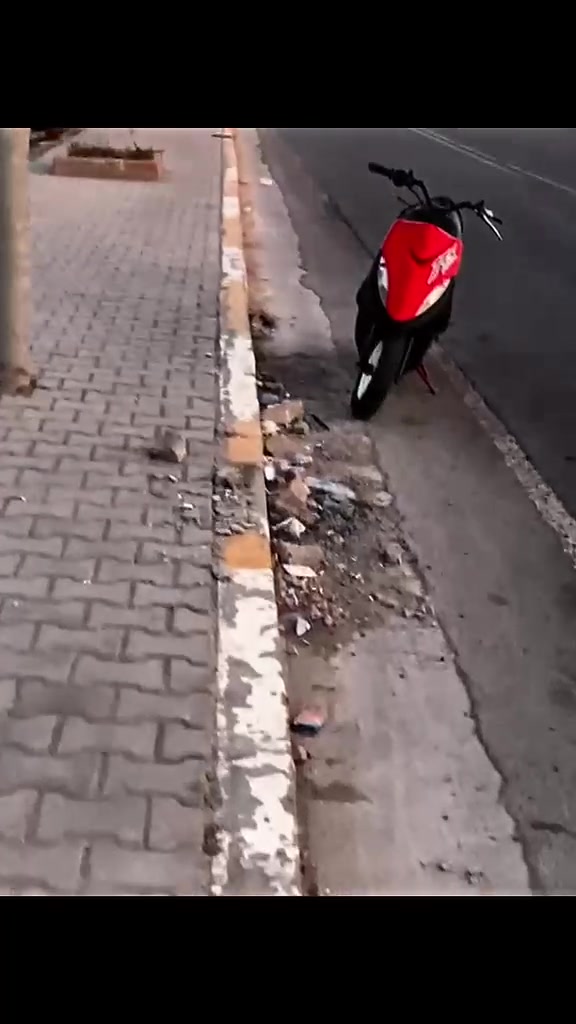 ماكس مال لعب اشتريته قبل شهر مكينه ٥٥ رياضيه صانصنه رياضيه RZ نحلة كلجات رياضيه دراجه كامله من كل نواحي بيه نقوصات ما تكلف 25الف كفرات بيه بلادي دراجه شلعه و معدل خير من الله سعر 275 بيه مجال حك جيه  و مو شراي لا يتعبني رقم هاتف واتساب ***********
