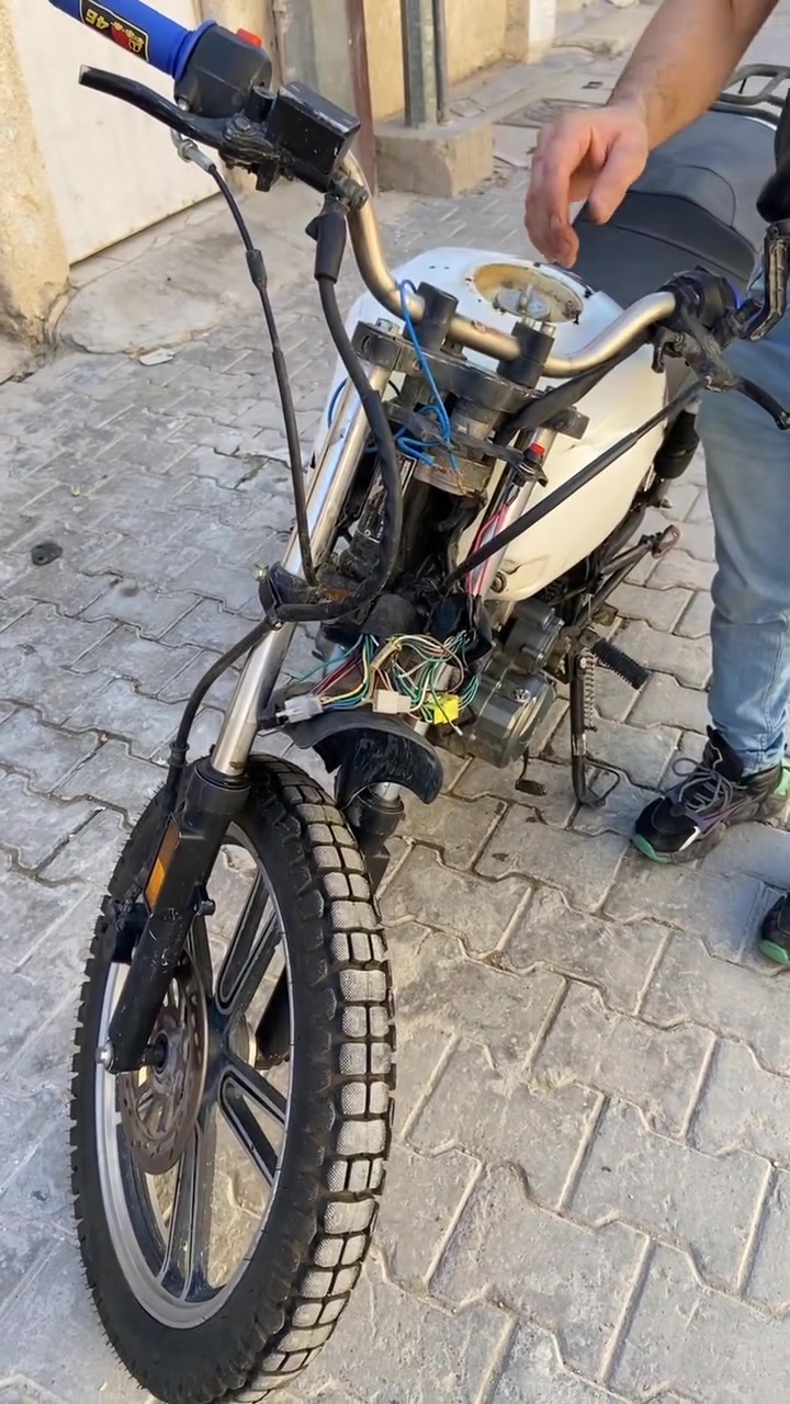 دراجه RK موديل ٢٠٢٢ 
مكينه مكفوله 

كامله ناقصها كفرات وكهربائيات

باتري وتواير جديده ومبدل دهن  
دراجه مرقمه سعرها 900 قفل مكاني بغداد ***********
