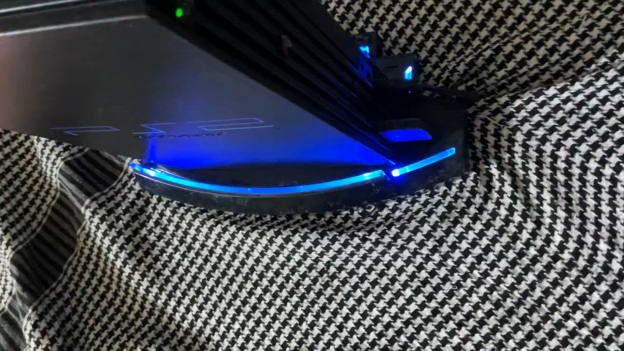 قاعده اعتقد مالت ps3 فات سعرها مع توصيل ١٥ الف قفل


**إذا كنت صاحب هذا الإعلان وتريد حذفه لأي سبب، رجاءا أرسل رسالة إلى الدعم الفني**