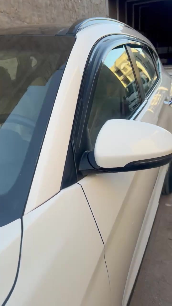 سلام عليكم توسان  موديل  ١٩  معروض ١٩٠ بيه مجال  كلش حلوه مال جناي ***********

