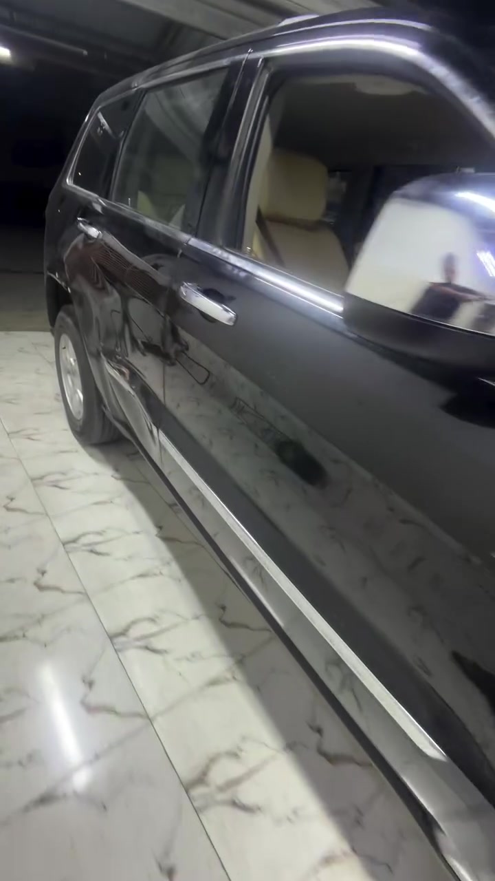اخوان بيع مستعجل جيب لاريدو 4*4 فور ويل مكينه ٣٦٠٠ رقم اربيل سياره بيه جاملغ وبنيد بدون دواخل عدا بيه رصعه بدنه راس الشاصي وبيع باب مظروب مامصلح وبدايه السقف تكشير سياره كير ومحرك جدد رقم أربيل جديد سياره خير من الله بس ضرف البيع السعر 120ورقه وماكو هيج سعر  مكاني كركوك الشراي يتصل ***********اخوان بيع فقط بيع فقط بدون امراوس وناشر فديو توضيحي
