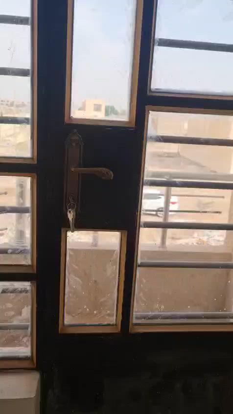 دار + قطع ارض للبيع
منطقة الزعفرانيه خلف جامع الصدريين مجمع الأمن
الوطنى السكني
مساحة البيت 125 متر نزال 20 واجه 6.5
مساحة القطعه 125 متر نزال 20 واجه 6.5
تحويل مباشر
البيت بناء حديث و المجمع كامل الخدمات ماكو اي
نقص في البيـت
للسعر تواصل على هذه رقم ***********
