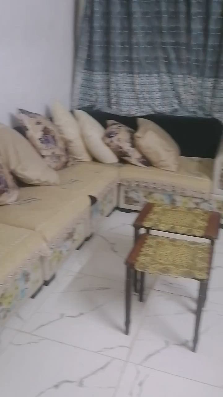 السلام عليكم تخم مع بردات لبيع
السعر ٢٠٠ الف بغداد الشعب


**إذا كنت صاحب هذا الإعلان وتريد حذفه لأي سبب، رجاءا أرسل رسالة إلى الدعم الفني**