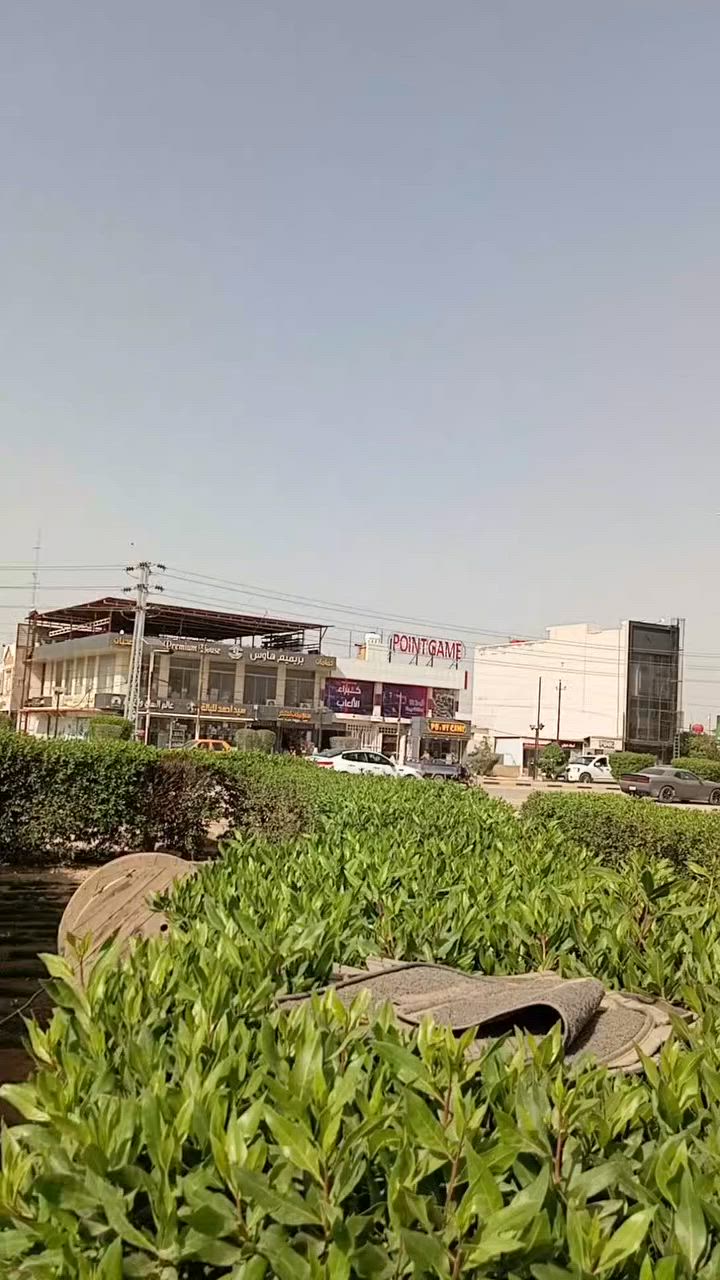 اعادة نشر 
محل للأيجار المساحة 50 متر يحتوي المحل حلى مخزن صغير وصحيات.....
📍موقع المحل حي المعلمين على الشارع العام خلف مأكولات تشرين...
🔴 ملاحظة : المحل كان صيدلية الريحانة سابقاً 
للأستفسار ***********
