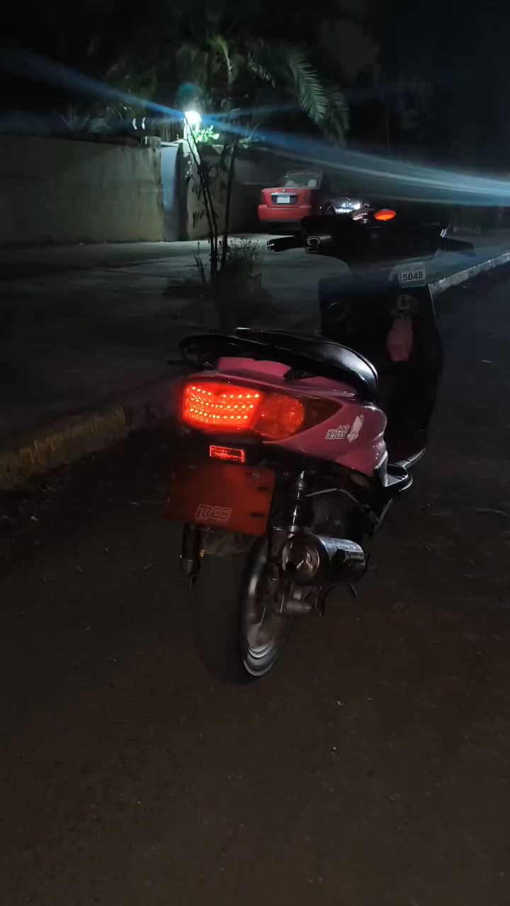 سلام عليكم شباب بك لايت خلفي مال فحل لد اصلي فول نضافه شوفت عينكم وكله شغال  فيشه بلاديه
*********** رقمي هذا بي واتساب 
سلام عليكم شباب بك لايت خلفي مال فحل لد اصلي فول نضافه شوفت عينكم وكله شغال  فيشه بلاديه
