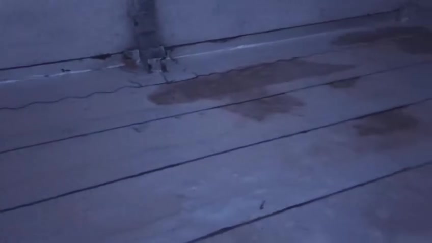 البيت للبيع المساحه 200 متر طابو صرف عالشارع العام ابو الخصيب ابو الجوزي النزله معمل ثلج اللآمي الخدمات ماء و مجاري كهرباء السعر 140 اتصال ***********
