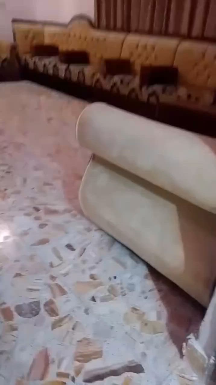سلام عليكم
تخم للبيع صار ٤ اشهر من فصلته بعده جديد
الطول ٢٥ متر
السعر ١٤٥٠
***********
