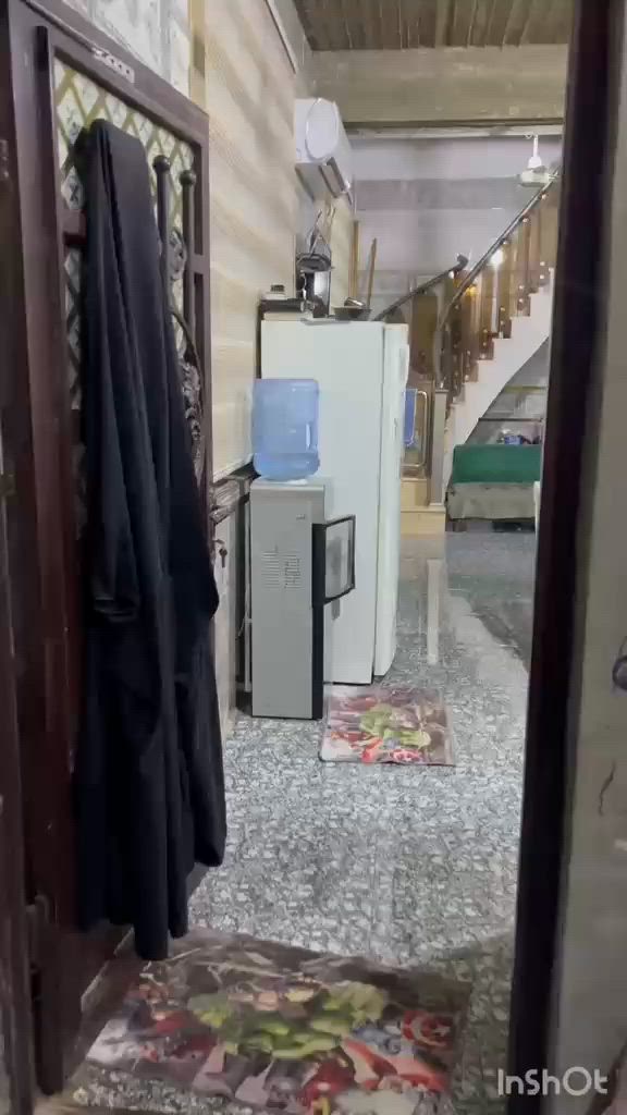 من رخصة الادمنيه يوجد دار للبيع في سده الهنديه سند 25 كافه الخدمات مى مجاري كهرباء بكاع البو حمدان مساحه 110 السعر 55 وبي مجال للستفسار ***********
