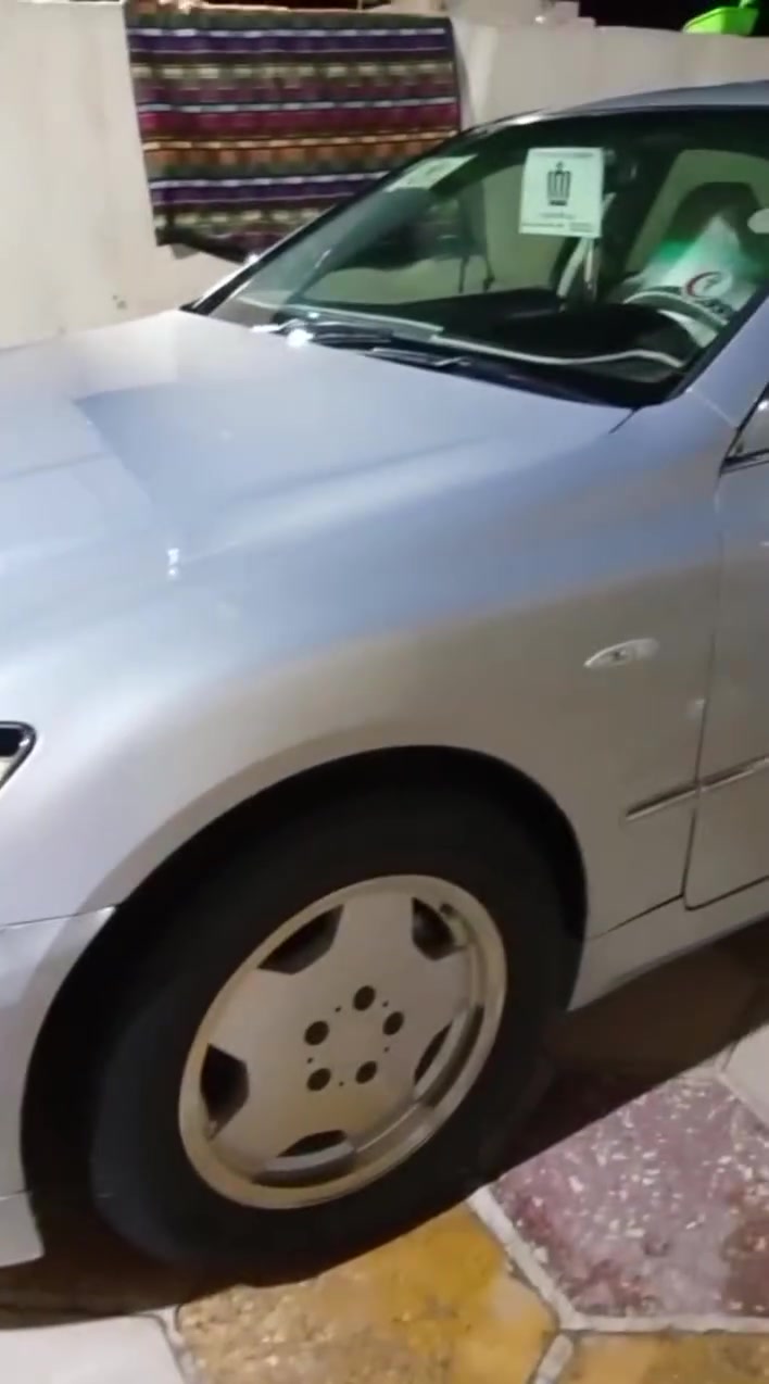 شاهينه للبيع او مراوس بملكه 
٢٠٠٤ شاصي ٨٢ 
‏‪***********‬‏
السعر ١٢٠
