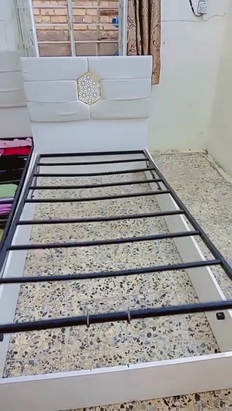 جرباية مع ميز للبيع للاستفسار خاص على الرقم ***********
