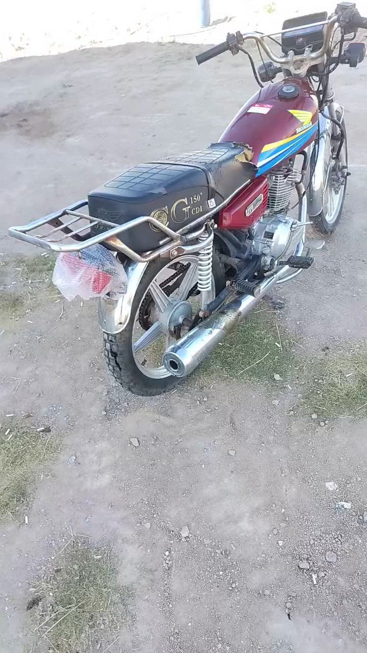 سلام عليكم سيفان موديل ٢١   للبيع سعر ٣٧٠ وبيه مجال بصيط دراجه عله كل عيب دراجه كفاله جيب فيتر وتعال مكاني لكرمه لبسوده ***********
