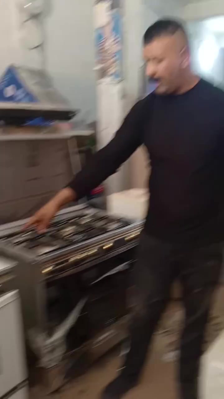 بسم الله الرحمان الرحيم عل بركت الله
اجت بظاعه جديده من سليمانيه انواع وشكال تعال وشوف بعينك كسر فلين ***********
