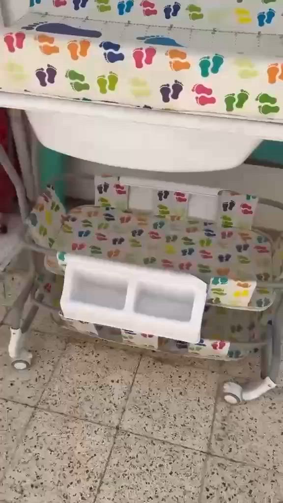 السلام عليكم أغراض للبيع مكاني بغداد 
كاروك طفل اخذته من ساحه عنتر 
***********

