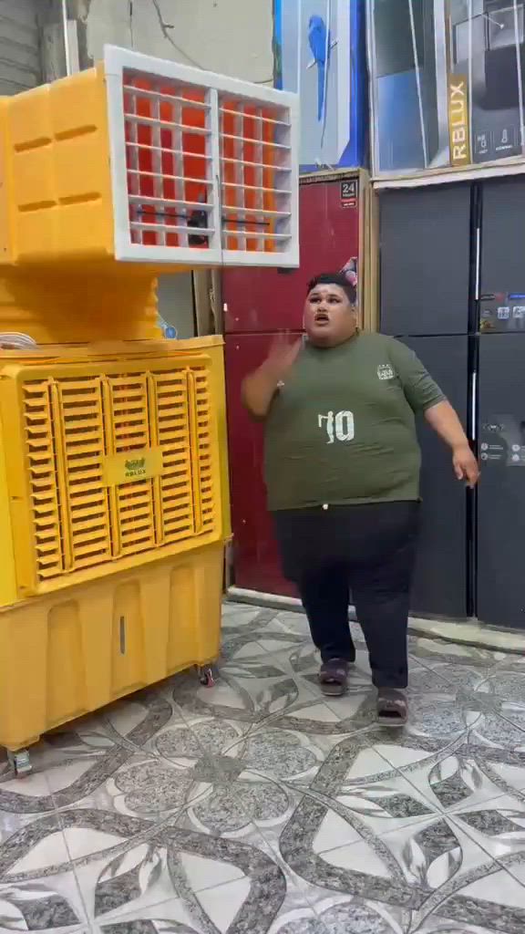 محلات الحاج حميد الخيكاني 
الشطره حاوي النهضه شارع سيد رحمه
رقم: ‭***********‬ #العراق #جمال #الشطر #الناصرية #بغداد #بيت #الشطره #العراق #الشعب_الصيني_ماله_حل #ال
