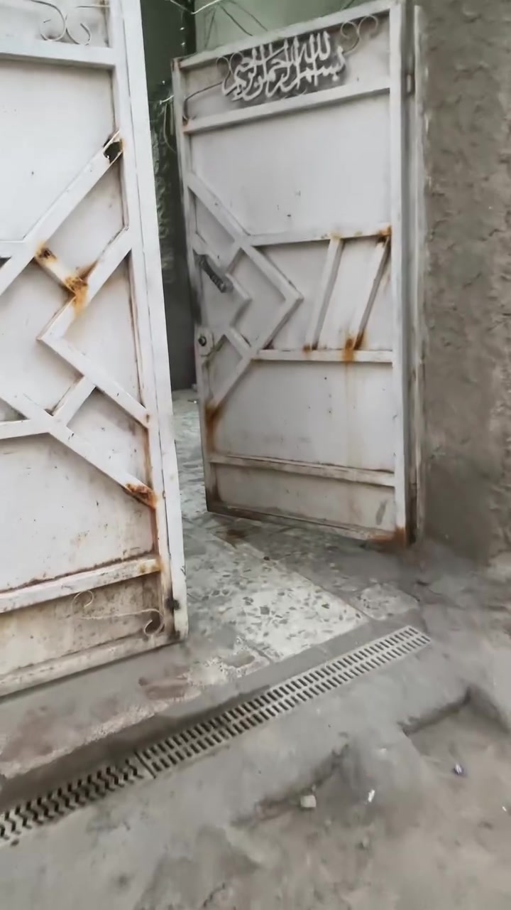 * الدار للبيع
مساحة:170
يحتوي على 
غرفه عدد 2 +هول+استقبال +مطبخ 
موقع شارع الطهمازيه خلف محطه الود البابلي 

اللاستفسار الاتصال على الرقم:***********

*الرقم بي واتساب
